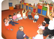 Giochi e divertimento nel nido